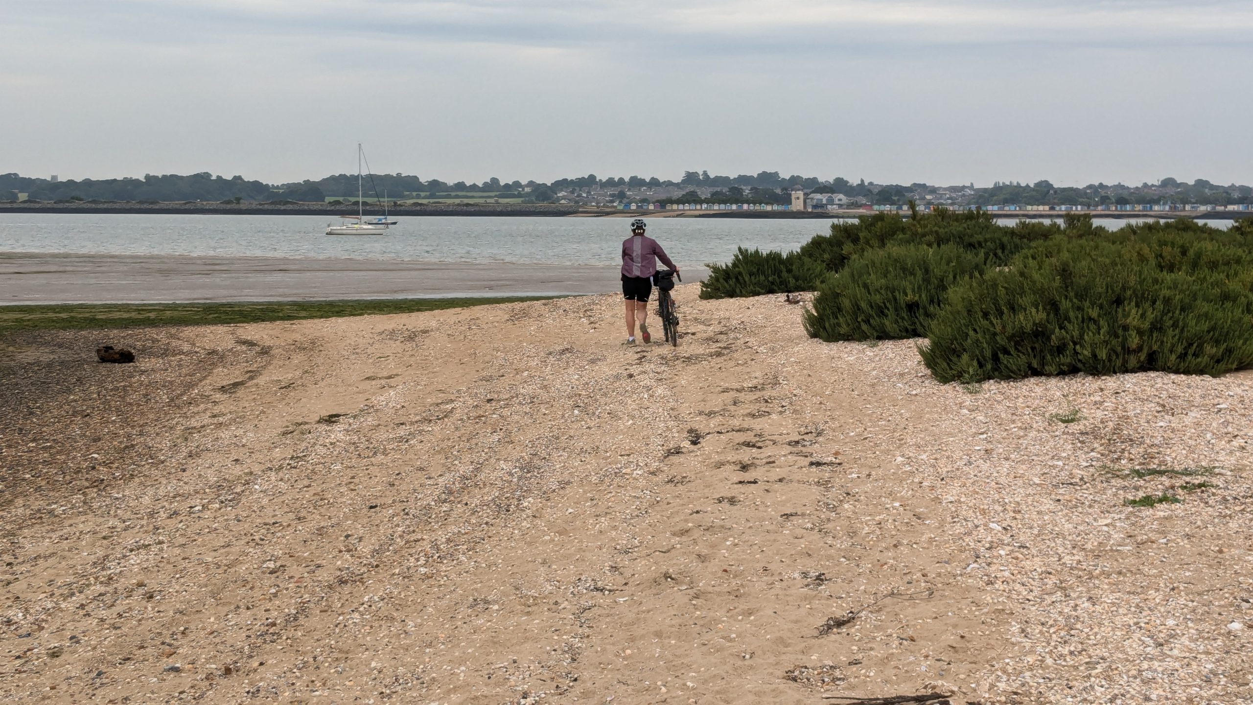 East Mersea trek to ferry